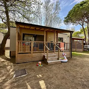  Campeggio Estivo Premium Deluxe Mobile Homes On Ca Savio Italia