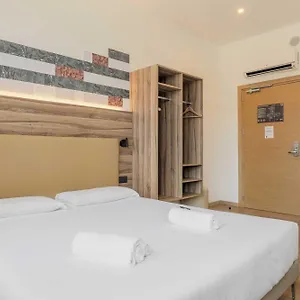 3* Hotel Center